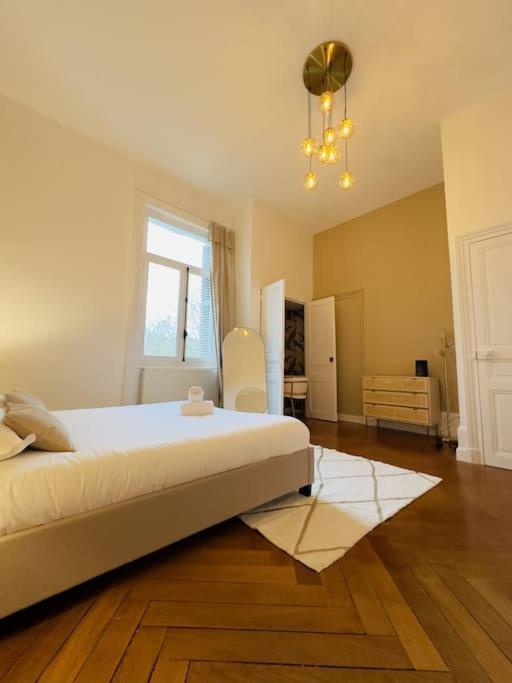 Beau T2 - Centre Ville & Parking Tours Dış mekan fotoğraf
